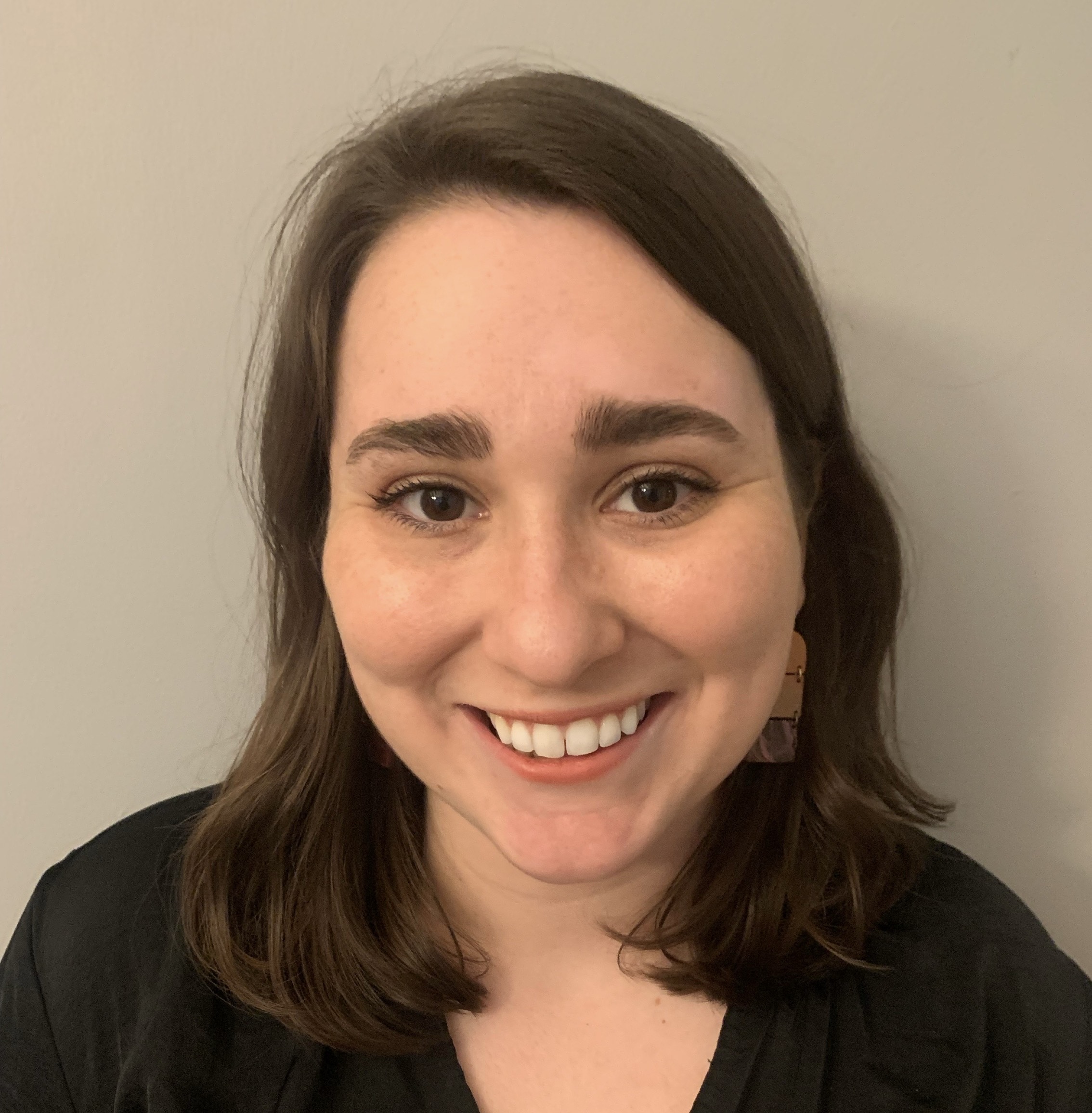 Liz_Guerrant_Headshot.jpg